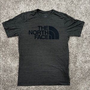 The North Face Dark Grey T-Shirt ~ Men’s Size Small